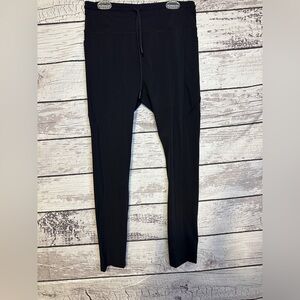 Zyia Active Black Cinched Waistband Pocket Luxe Hi-Rise 7/8 Leggings | Size 6-8